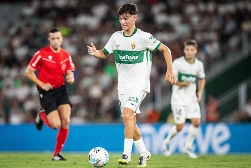 arsenal-mo-rong-tam-ngam-sang-la-liga-rodrigo-mendoza-lot-vao-radar