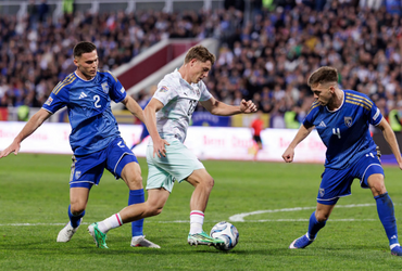 Kosovo vs Áo (23:00 – 04/10)